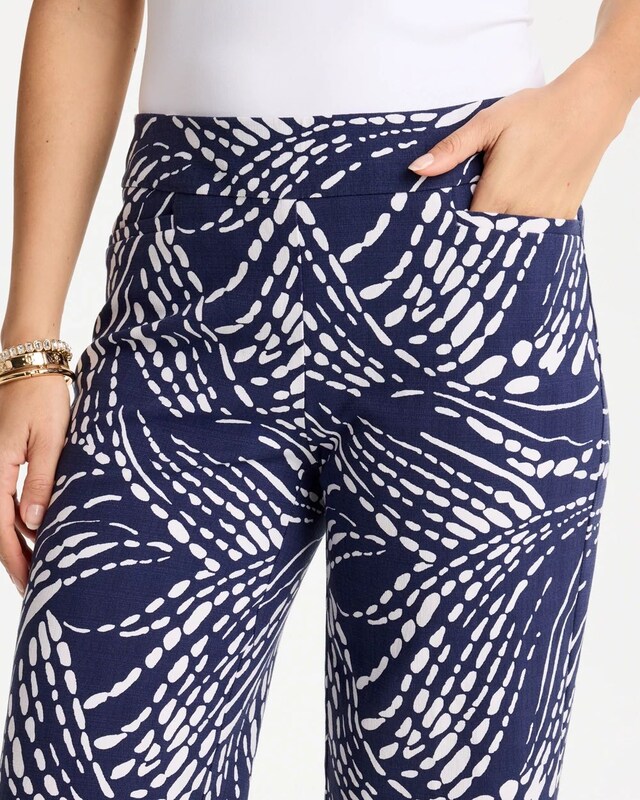 Abstract Brigitte Slim Shorts - image 4